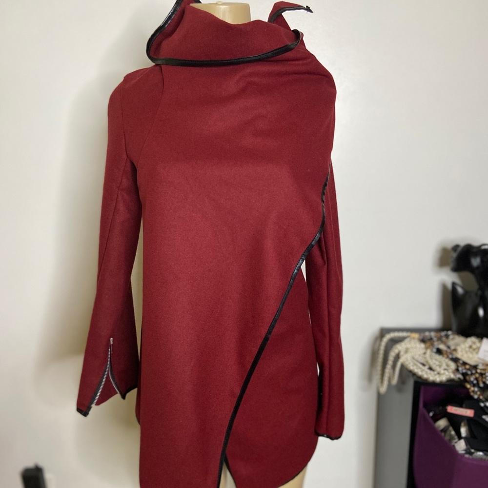 Chi chi chic cape